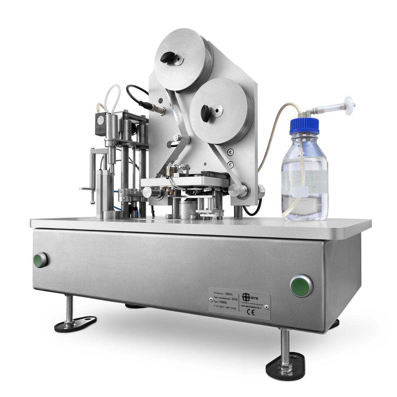 Liquid filling machine for filling microdoses of liquid
